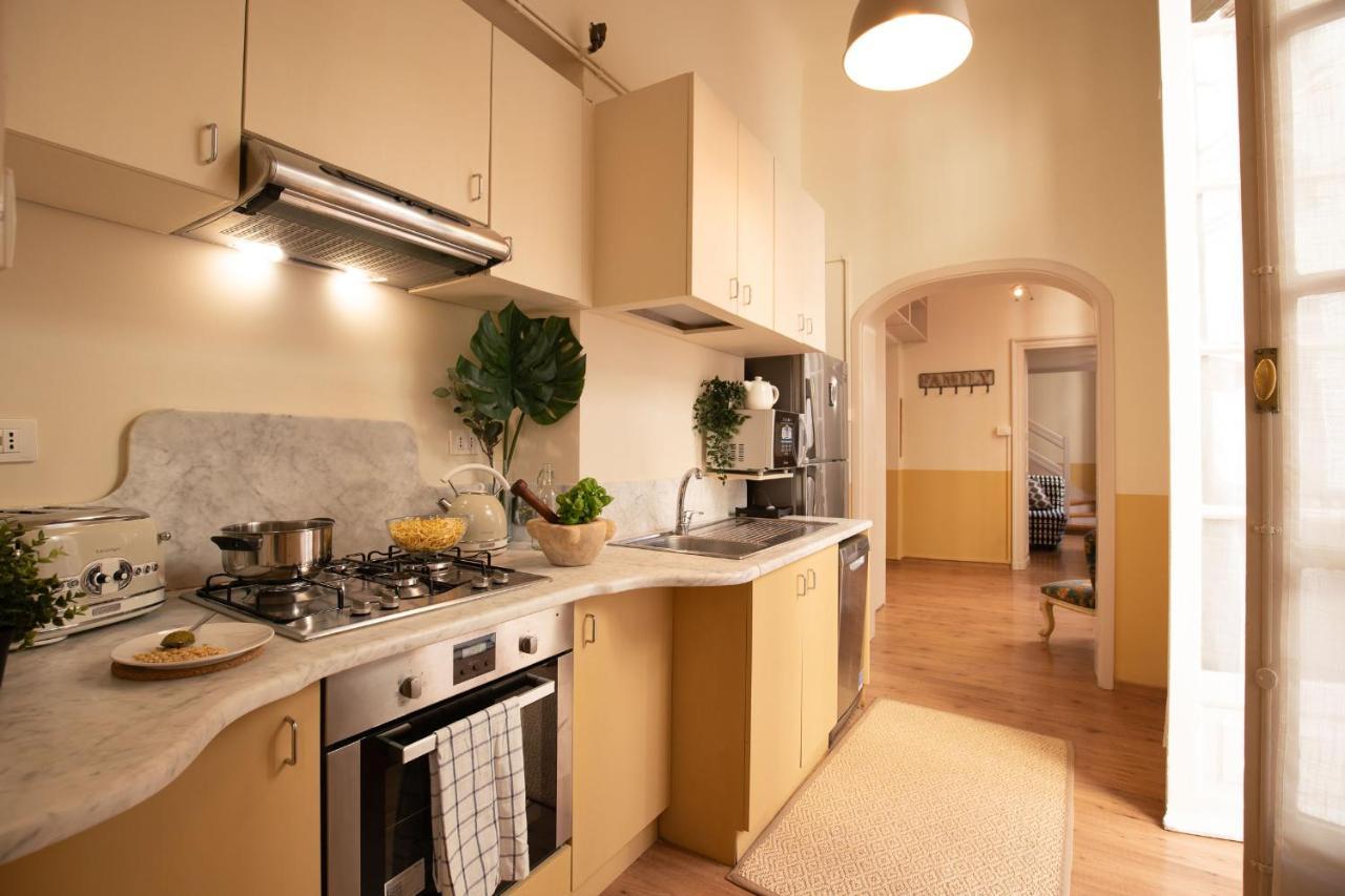 Family Apartments Angeli เจนัว ภายนอก รูปภาพ